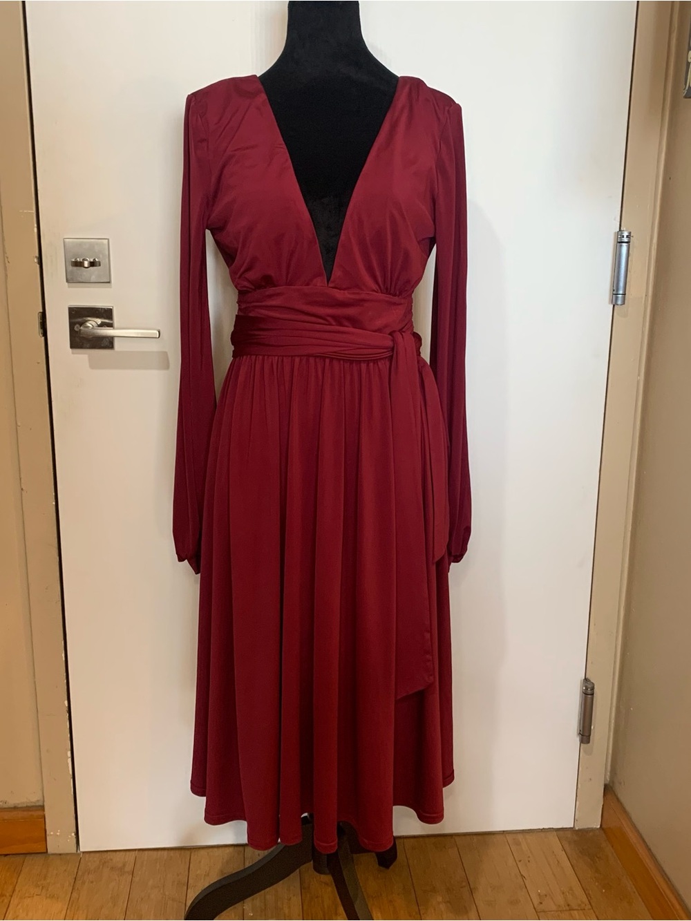 Asos NWT 10 Rich Wine Deep Fit n Flare Long Full Sleeve Midi Lined Dress